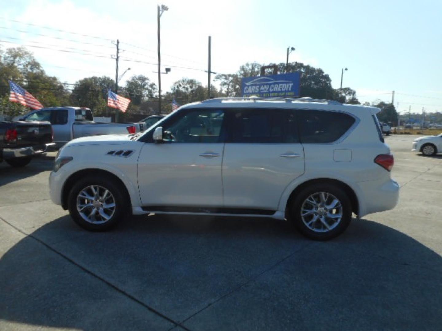 2013 WHITE INFINITI QX56 BASE (JN8AZ2NF0D9) , located at 1200 Cassat Avenue, Jacksonville, FL, 32205, (904) 695-1885, 30.302404, -81.731033 - Photo#1